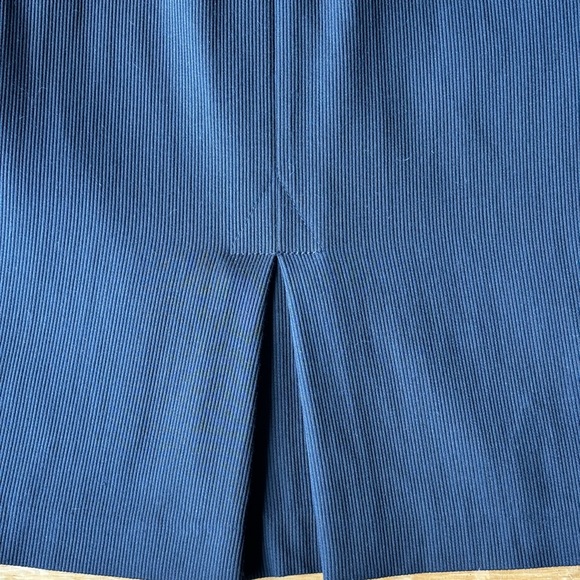 Cline-Kolarek Pencil Skirt (10) Fits like a “6”, Like New - Picture 4 of 8